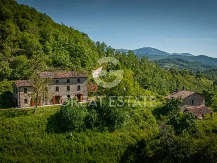 Casa con 6 locali in vendita in Via Bologna, Pietralunga
