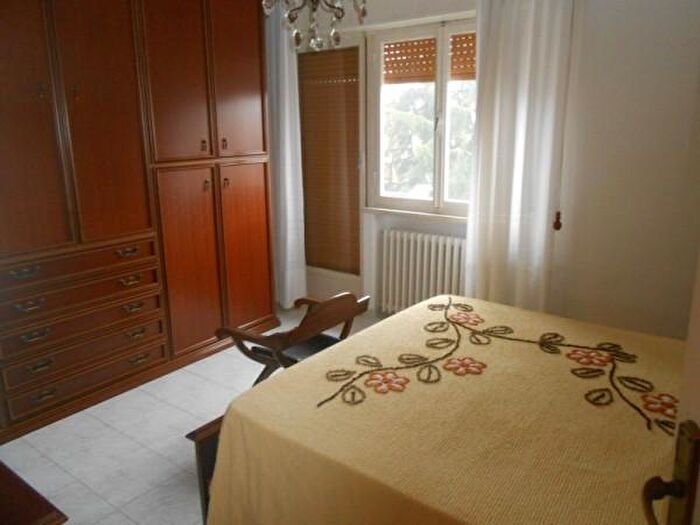 Appartamento con 5 locali in vendita in Via Montegrappa, Jesi