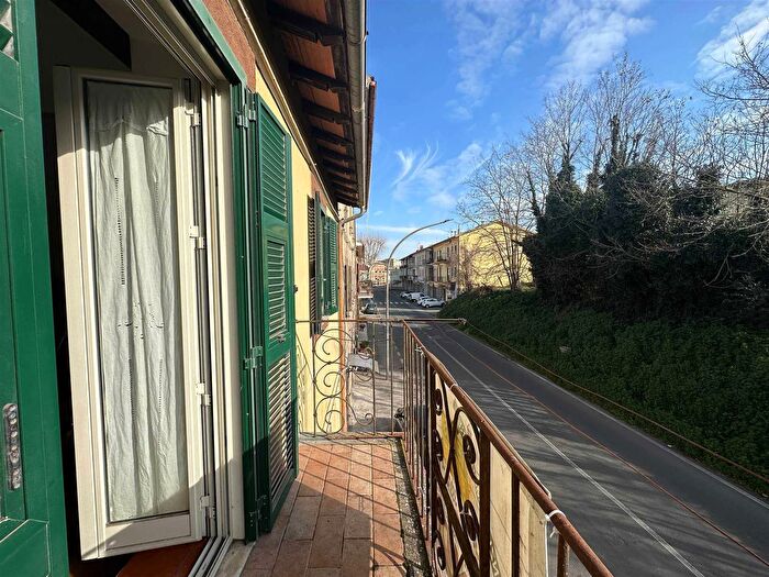 Appartamento trilocale in vendita in Capodimonte, Capodimonte