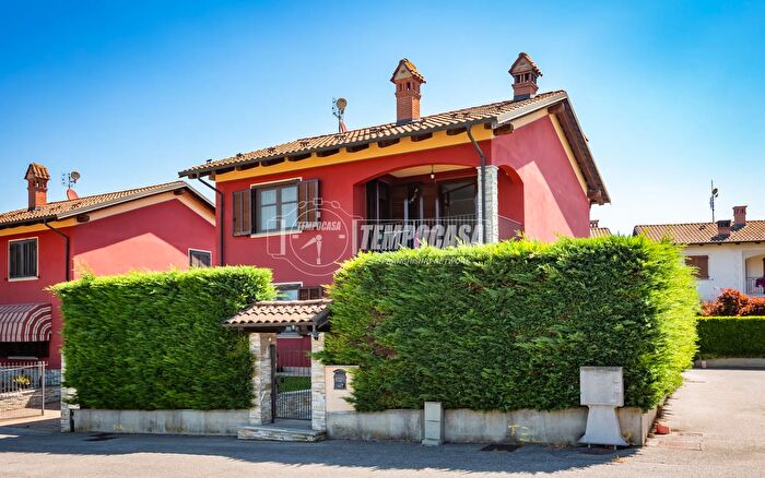 Casa con 6 locali in vendita in Località San Lorenzo Q, Fossano