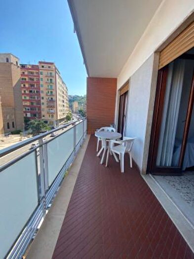 Appartamento quadrilocale in vendita in Via Giulio Cesare, Napoli