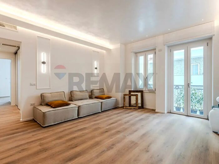 Appartamento trilocale in vendita in Via Leon Battista Alberti, Cagliari