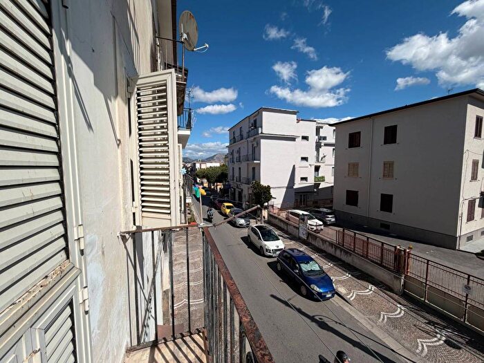 Appartamento trilocale in affitto in Via Materdomini, Mariglianella