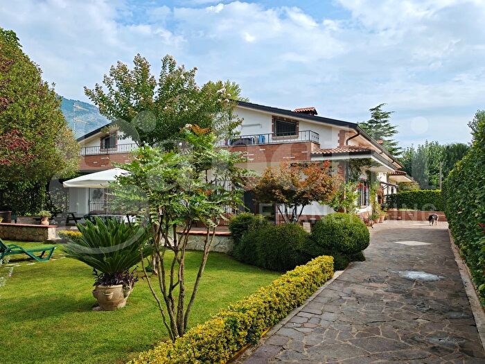 Casa con 5 locali in vendita in Via Valerio Marziale SN, Venafro