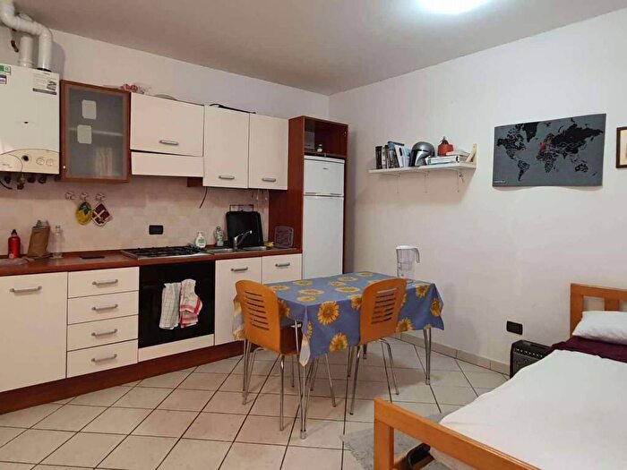 Appartamento monolocale in affitto in Via Giuseppe Mazzini, Centro Storico, Trento