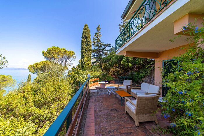 Casa con 6 locali in vendita in Via Costa degli Ulivi, Monte Argentario