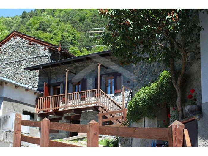 Casa con 5 locali in vendita in Frazione Liex, Antey Saint Andre