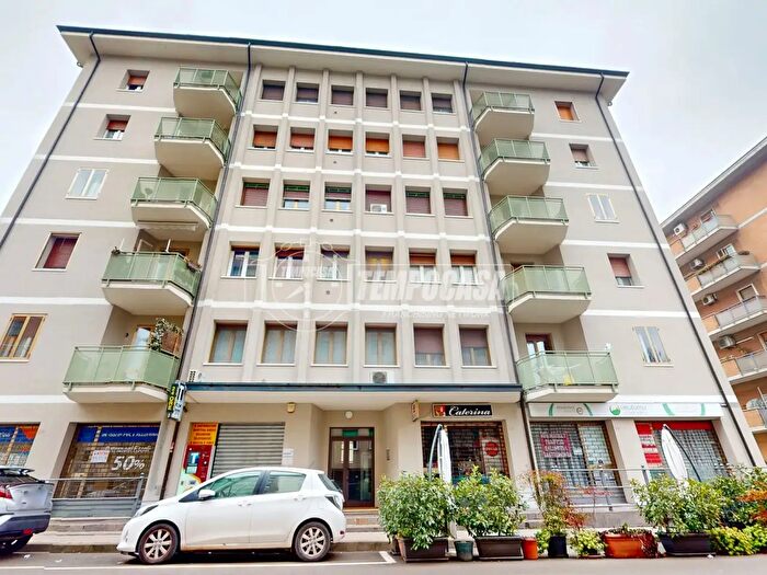 Appartamento quadrilocale in vendita in Via Carlo Goldoni C, Mantova