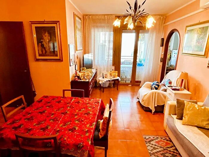 Appartamento trilocale in vendita in Via Ferdinando Maria Poggioli, Roma