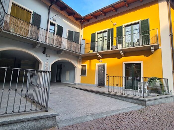 Appartamento trilocale in affitto in Vicolo San Dalmazzo, Centro, Borgo San Dalmazzo