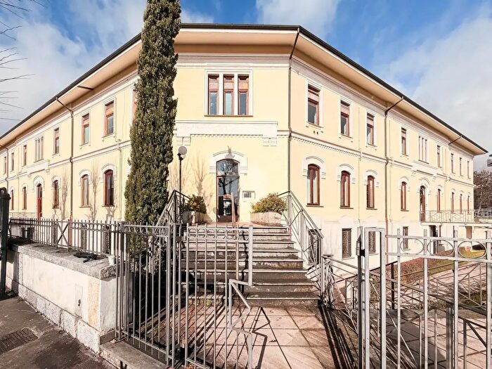 Appartamento bilocale in vendita in Via Cesare Battisti, Avezzano