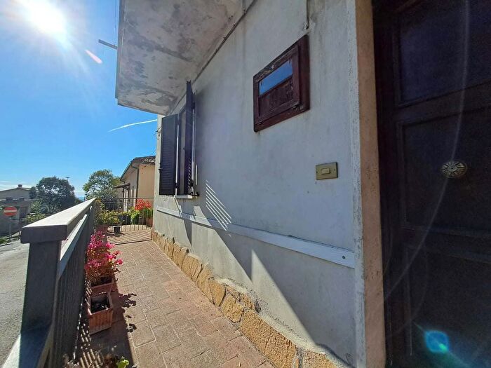 Appartamento con 5 locali in vendita in Via delle Rimembranze, Amelia