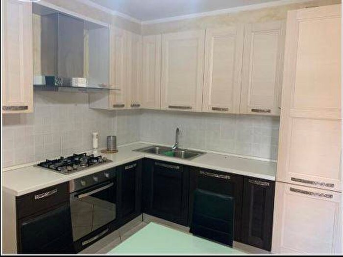 Appartamento trilocale in affitto in Viale Regina Elena, Via Trani Madonna dello Sterpeto, Barletta
