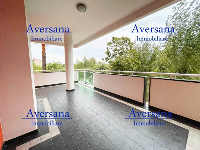 Appartamento quadrilocale in affitto in Viadotto Trentola, TrentolaDucenta