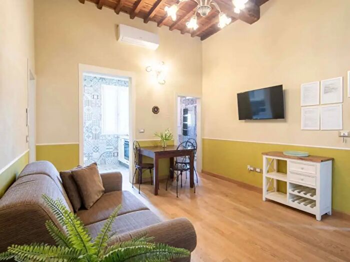 Appartamento monolocale in affitto in Firenze
