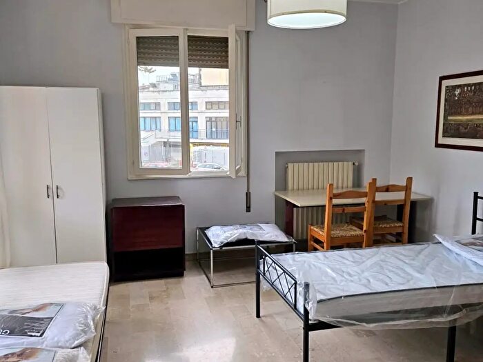 Appartamento quadrilocale in vendita in Via Canestrini, Padova