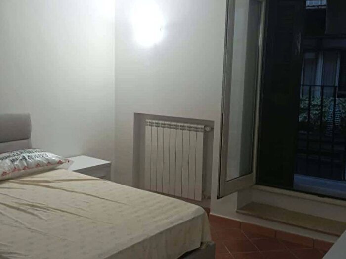 Appartamento bilocale in affitto in Via Matteo Renato Imbriani, Piazza Canneto Salvator Rosa, Napoli