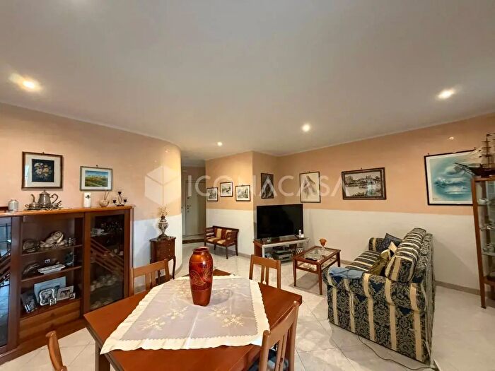 Appartamento quadrilocale in vendita in Via Pitagora r, Bari