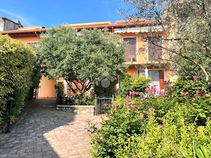 Appartamento bilocale in vendita in Via San Polo, Lonato