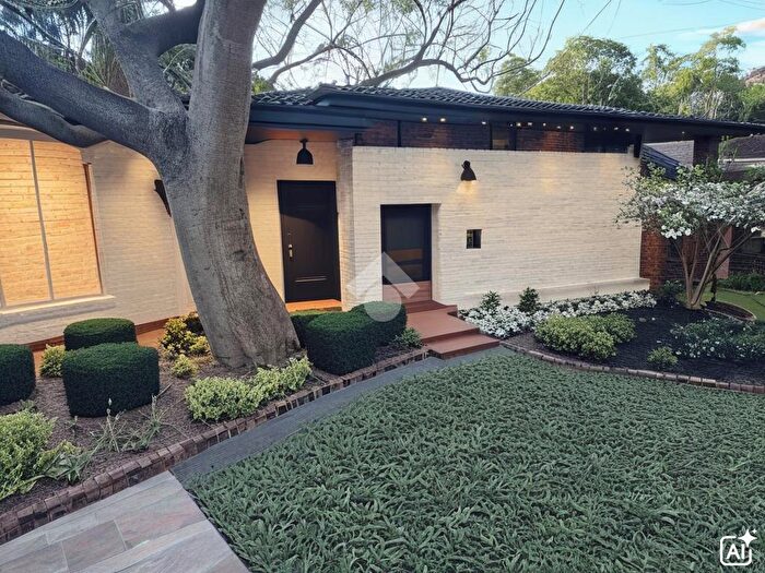 Casa con 5 locali in vendita in Via Mombracco, Sanfront