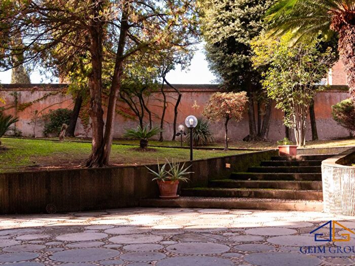 Appartamento con 5 locali in affitto in Via Cassia, Vigna Clara Vigna Stelluti, Roma