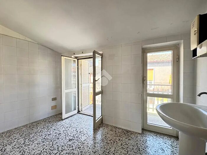 Appartamento trilocale in vendita in Via Principe Amedeo, Arlena Di Castro
