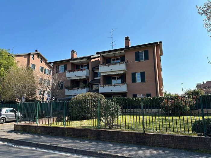 Appartamento trilocale in affitto in via alpamayo, Vedano al Lambro
