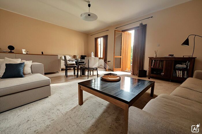 Appartamento trilocale in vendita in Via Ponte Fabbro, Cologne