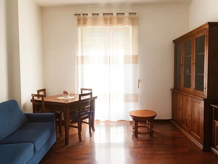 Appartamento quadrilocale in vendita in Via dellOlio, Terni