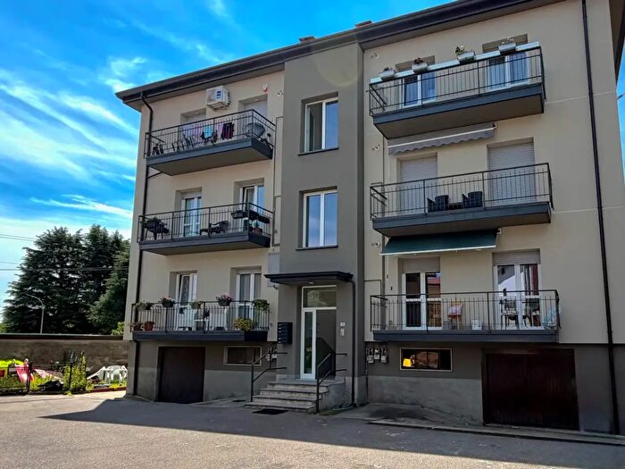 Appartamento trilocale in vendita in Via Divisione Julia, Calusco DAdda