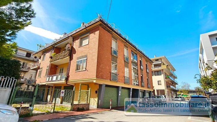 Appartamento con 7 locali in vendita in Ortona