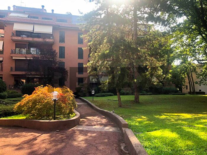 Appartamento monolocale in affitto in Via Iseo, San Fruttuoso, Monza