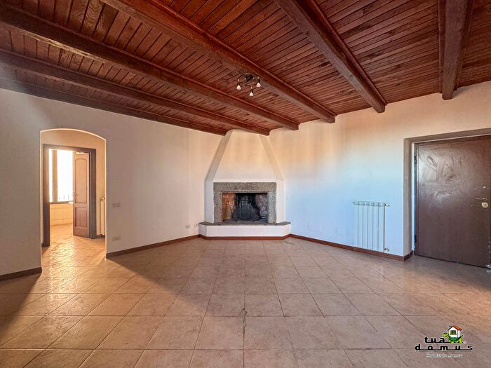 Appartamento con 5 locali in vendita in Monterosi