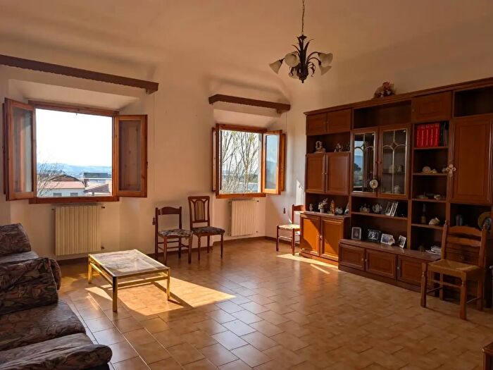 Appartamento con 5 locali in vendita in a Tosco Romagnola Sud, Empoli