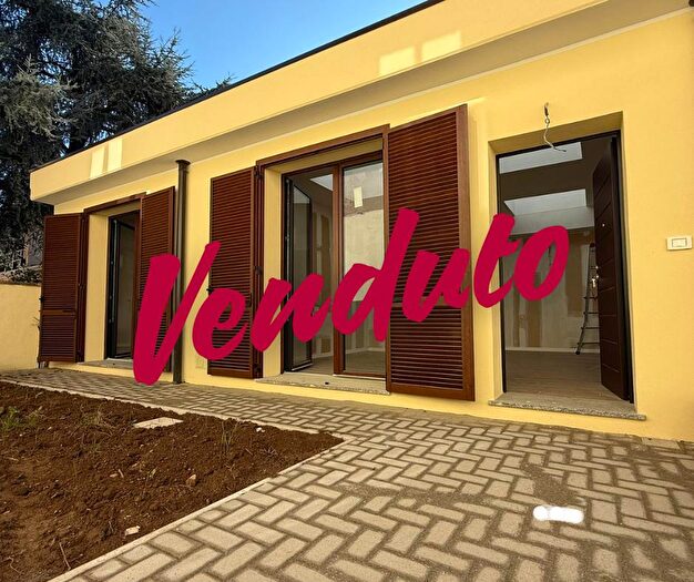 Appartamento trilocale in vendita in Via Roma, Pioltello