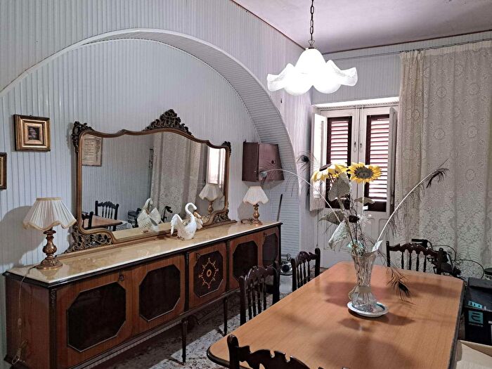 Casa con 5 locali in vendita in Piazza Carmine, Marsala