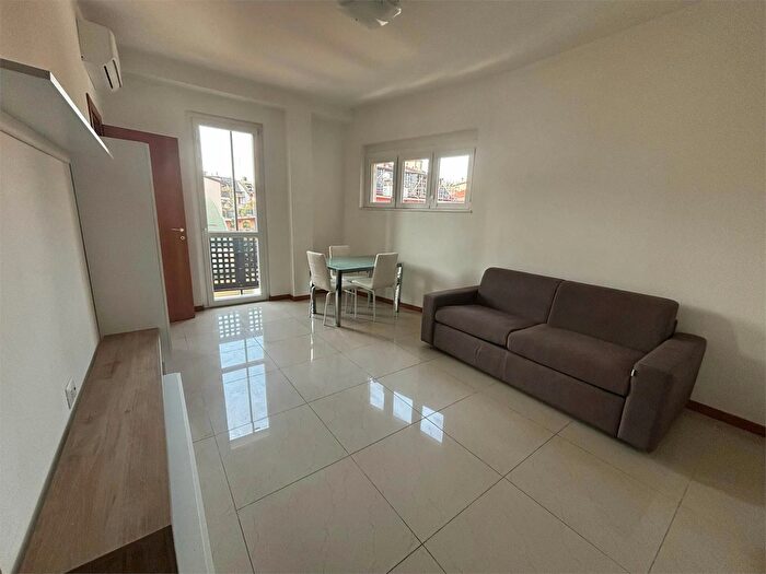 Appartamento bilocale in affitto in Milano GambaraBandenerePrimaticcio Via Domenico Millelire, Milano