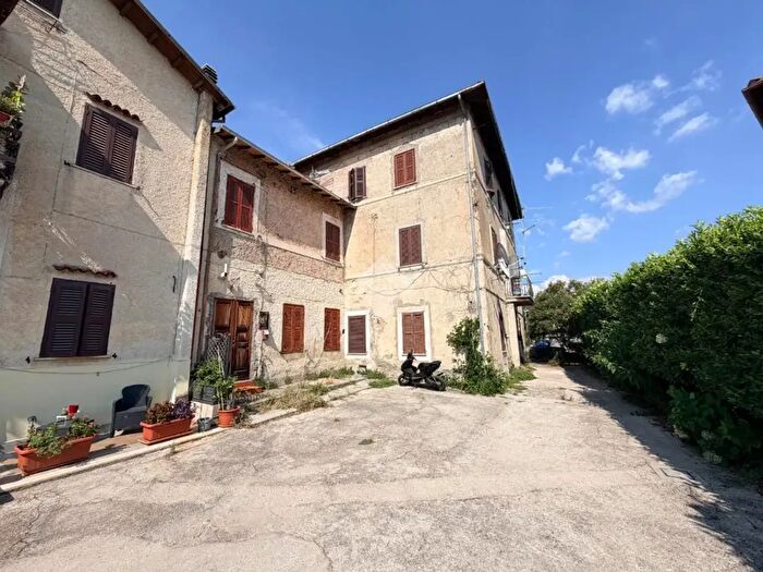 Appartamento bilocale in vendita in Viale San Lorenzo, Cave
