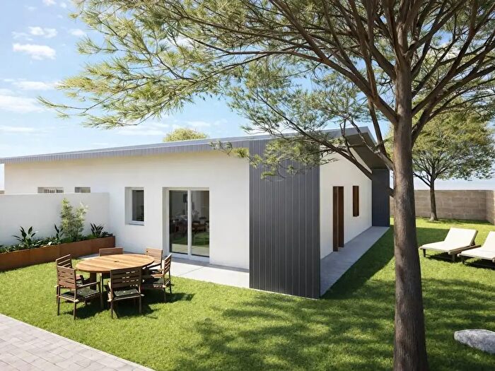 Casa quadrilocale in vendita in Benna