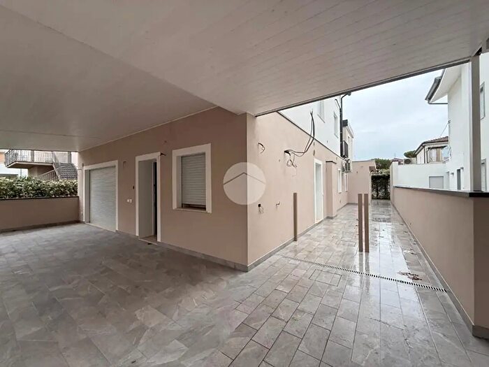 Appartamento quadrilocale in vendita in Viale Emilia, Cervia