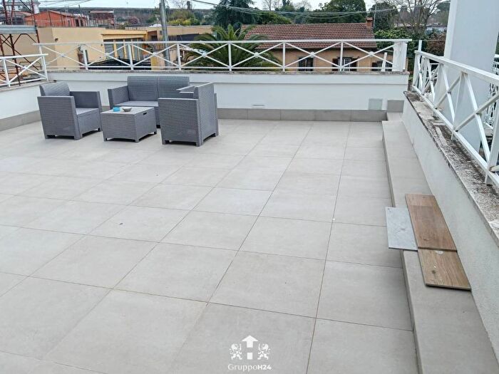 Casa bilocale in affitto in Via Demetriade, Arco di Travertino, Roma