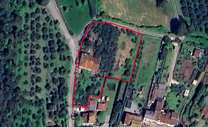 Casa con 9 locali in vendita in Capannori