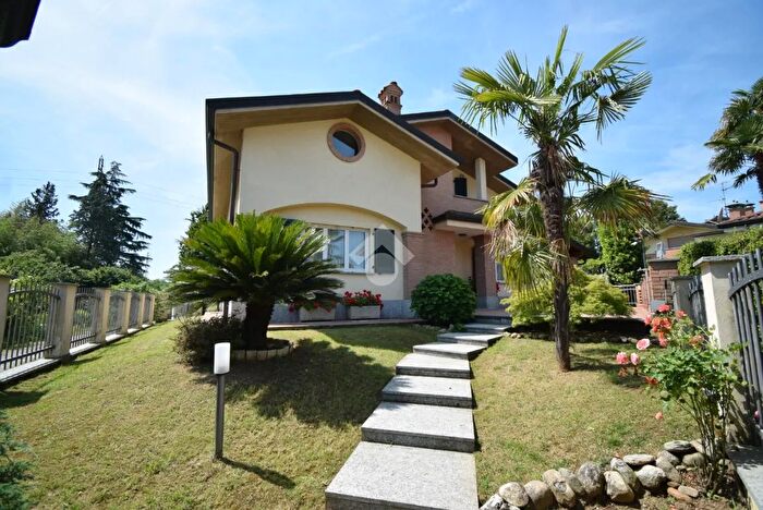 Casa con 5 locali in vendita in Via S Cristoforo, Brugherio