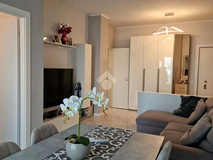Appartamento bilocale in affitto in Via Tommaso Gulli, Milano