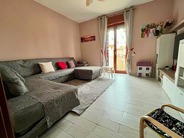 Appartamento con 5 locali in vendita in Asciano