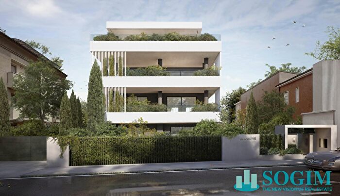 Appartamento quadrilocale in vendita in Via Boito, Monza