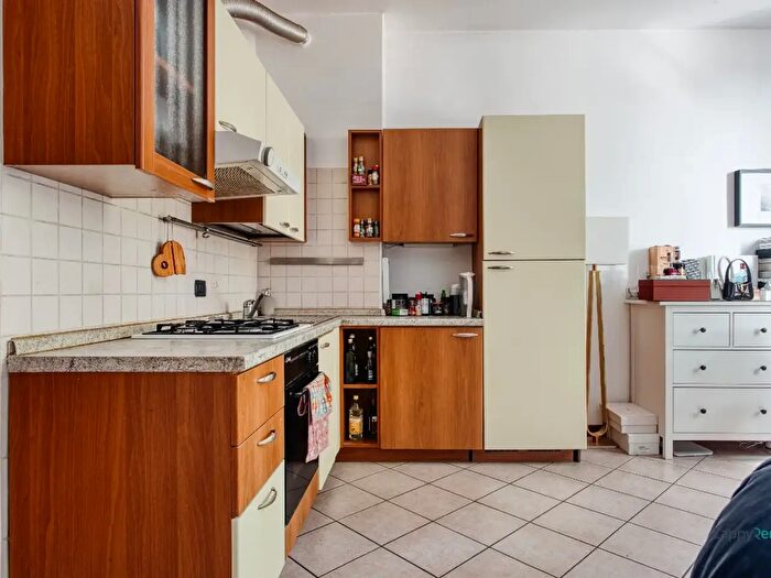 Appartamento bilocale in affitto in Viale Luigi Torelli, Milano