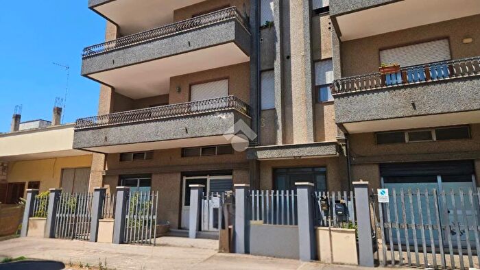 Appartamento con 7 locali in vendita in Via Adua, Nardo