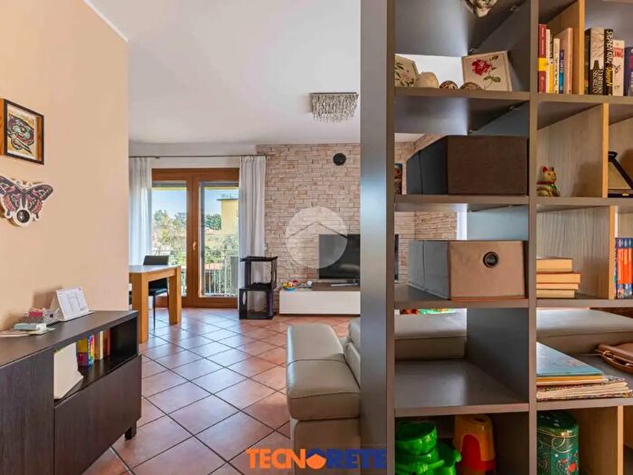 Appartamento trilocale in vendita in Piazza Rovereto, Thiene