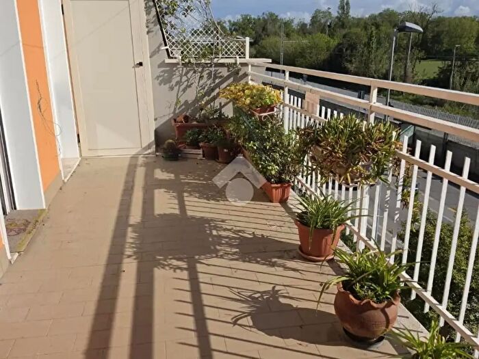 Appartamento trilocale in vendita in Viale Fenice, Rimini